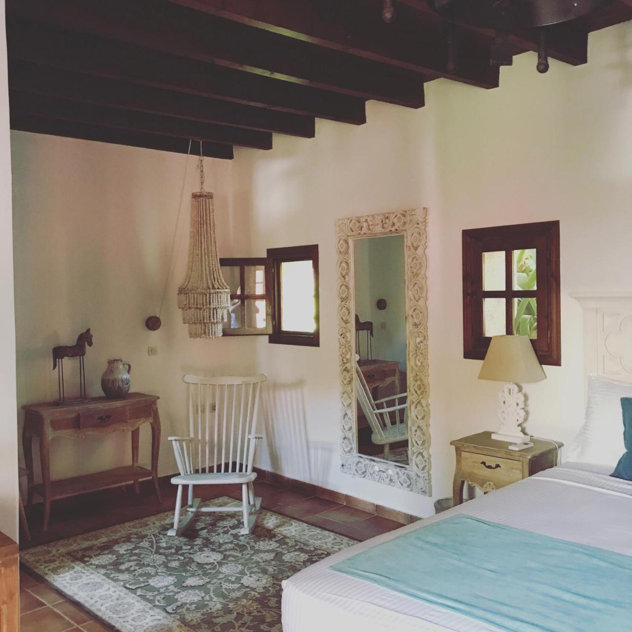Saint Artemios Hotel And Oriental Suites Rhodes City Zewnętrze zdjęcie