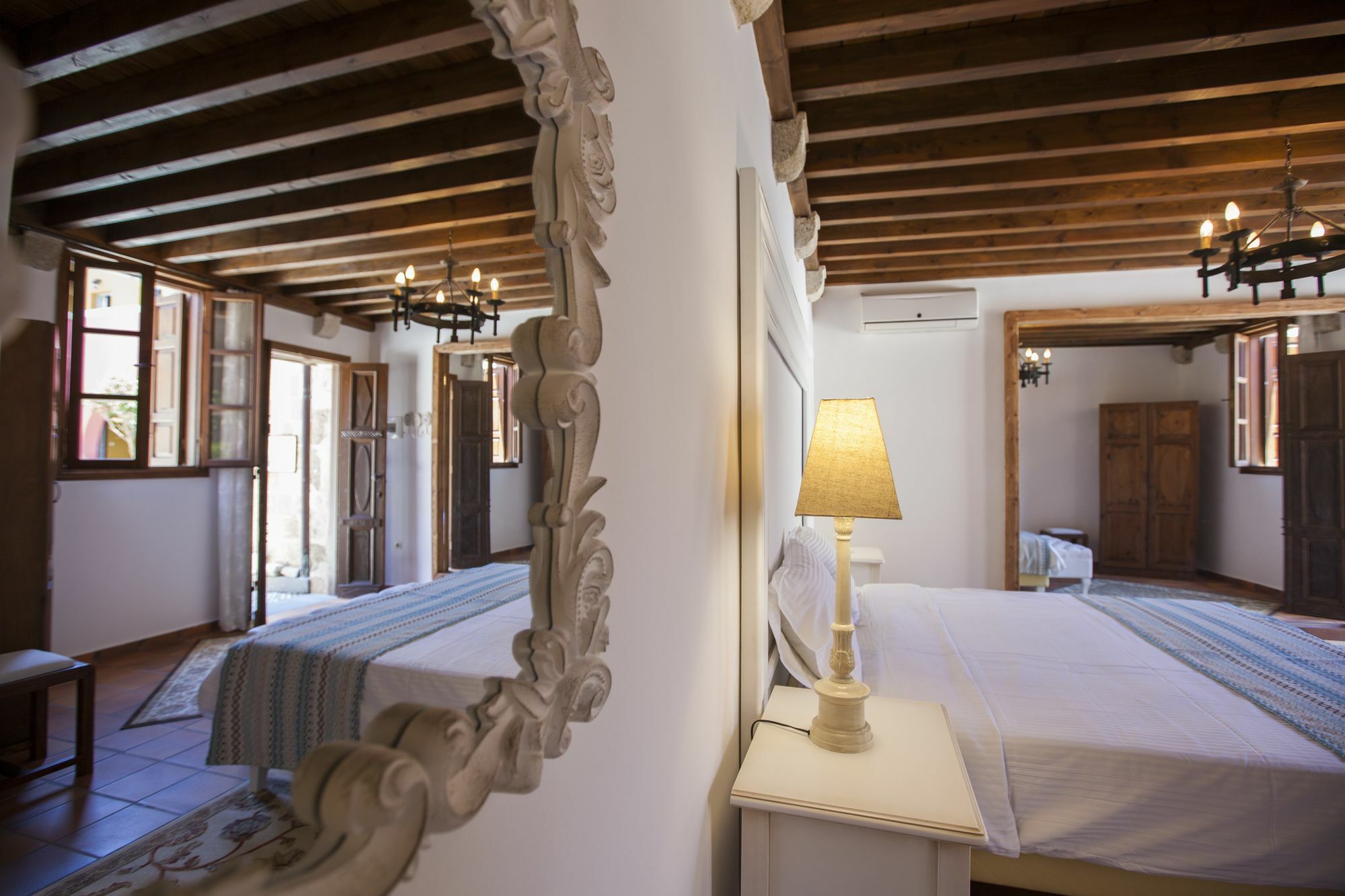Saint Artemios Hotel And Oriental Suites Rhodes City Zewnętrze zdjęcie