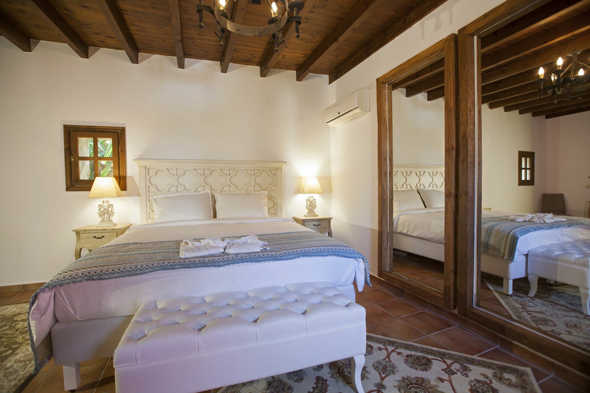 Saint Artemios Hotel And Oriental Suites Rhodes City Zewnętrze zdjęcie